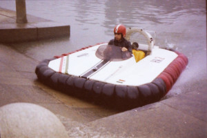 Hovercraft-HK2-074